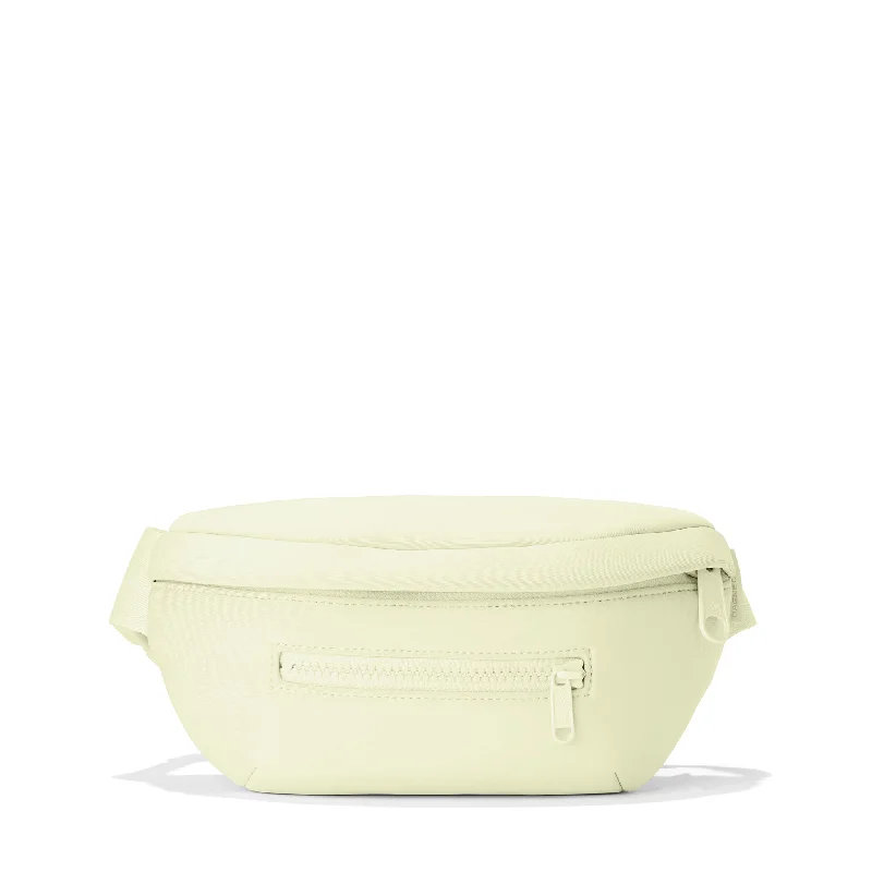 Ace Fanny Pack in Piña